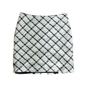 WHITE HOUSE BLACK MARKET WHBM Tweed Zip Back Pencil Skirt Womens Size 4